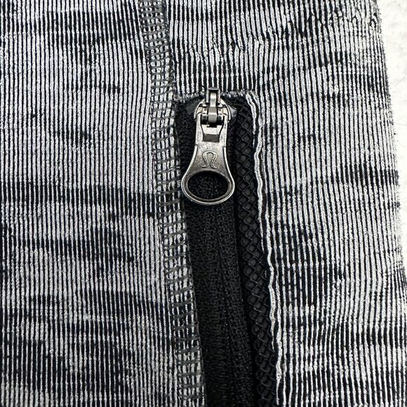 Lululemon Inspire Tight II Ankle Leggings Sz 6 Gray Silver Jacquard Black Mesh - Picture 3 of 8